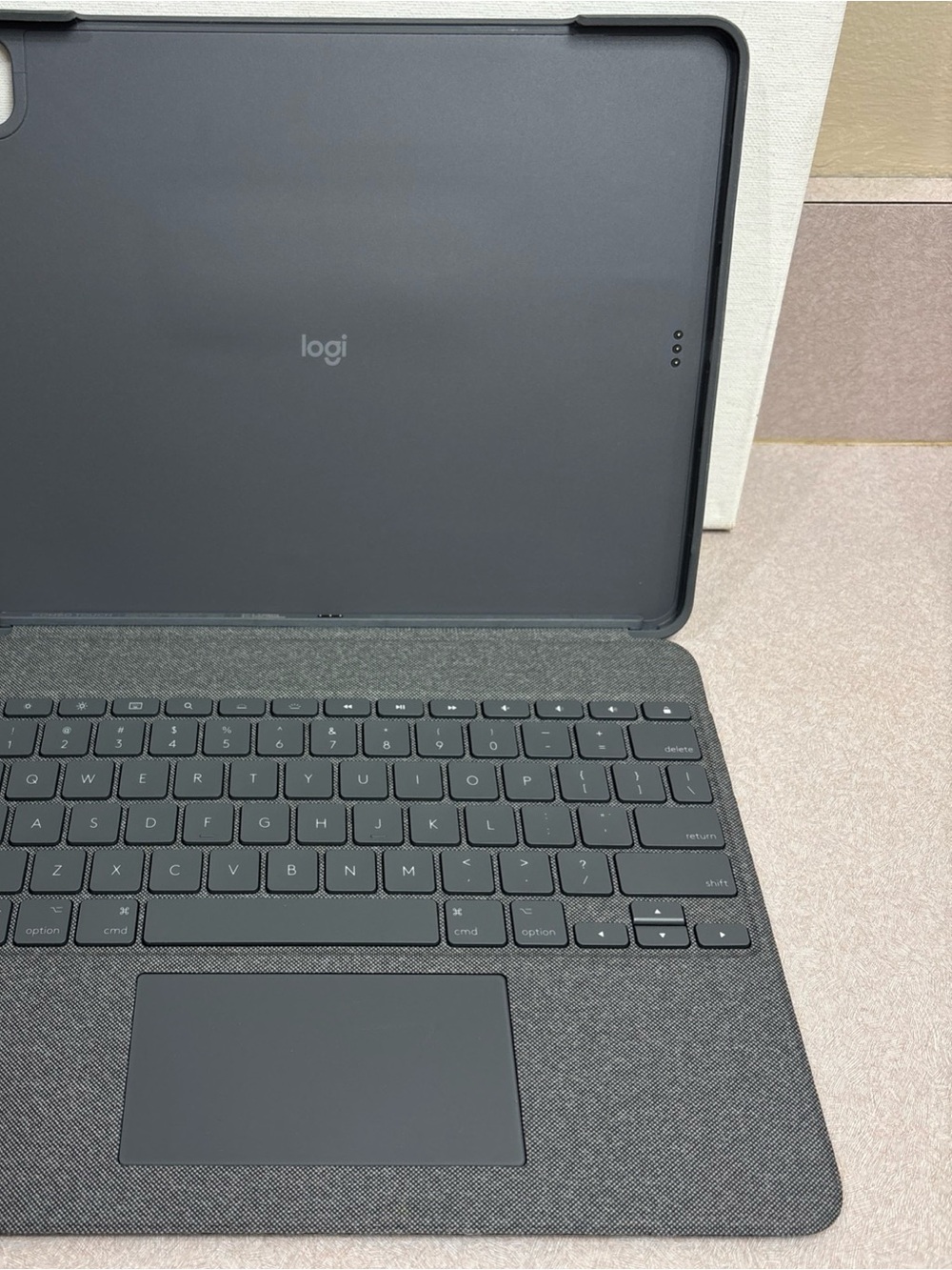 Logitech YU0040 Combo Touch for iPad 7th, 8th & 9th Generation Keyboard Only